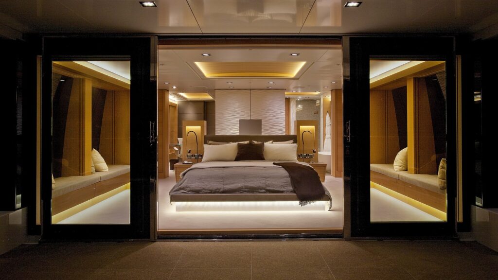 Big Fish Yacht for Charter - Bed