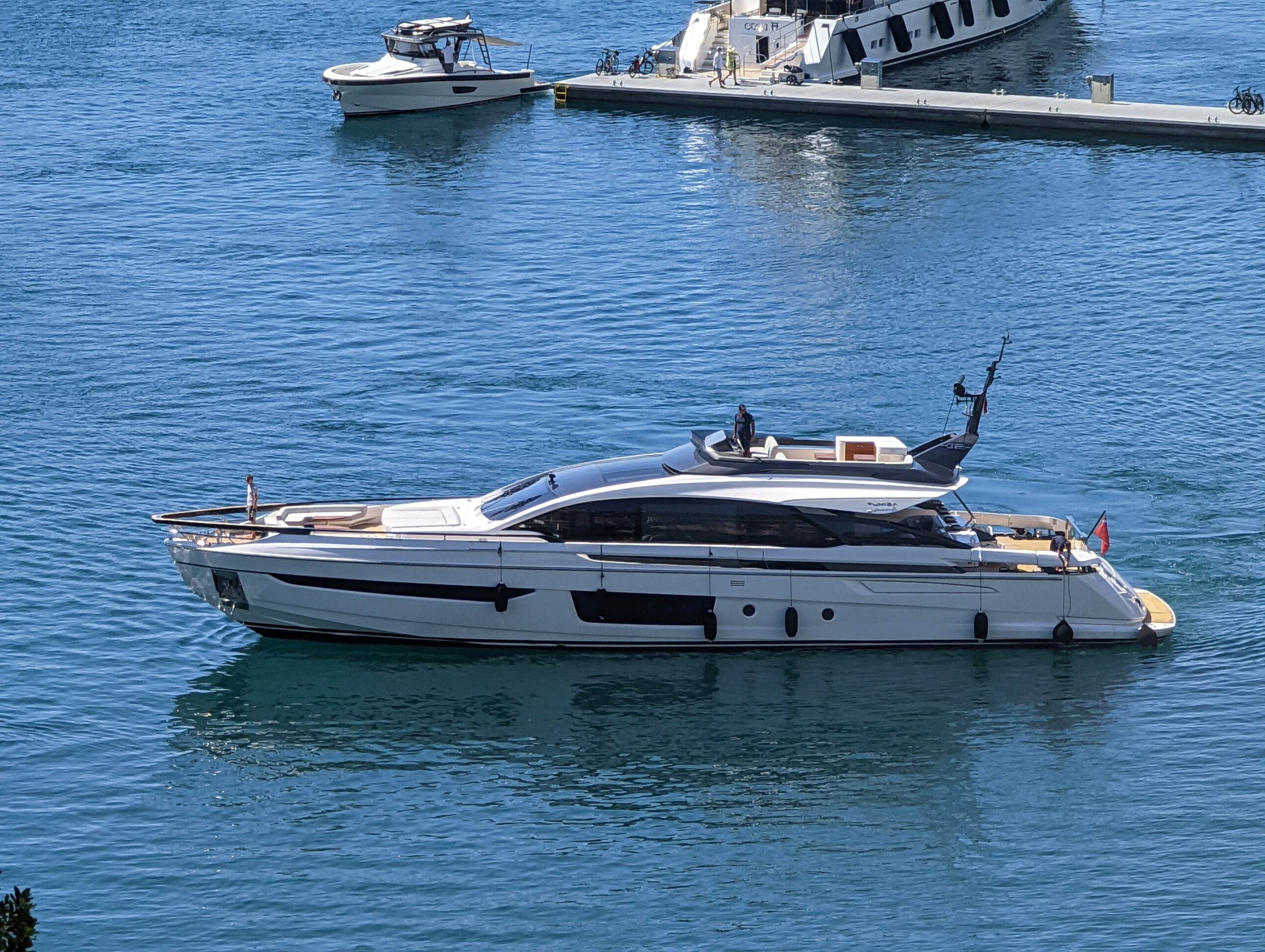 azimut s10 yacht price